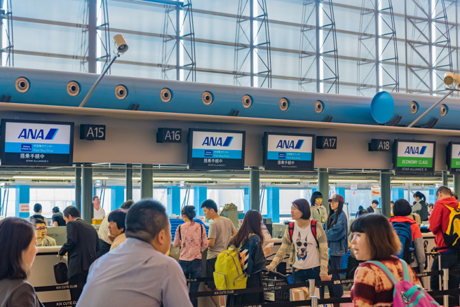 受到福岛排放核废水影响，中国反日情绪蔓延，从海鲜、化妆品到旅游都遭到抵制。（示意图／Shutterstock）