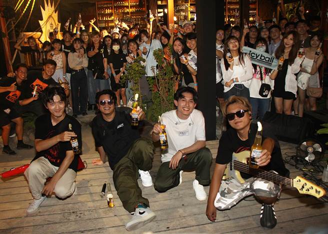 icyball冰球乐团将在音乐祭开唱。（好看娱乐提供）