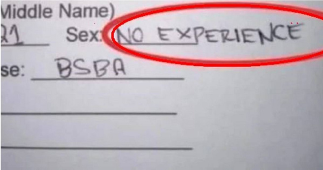 面试者在性别（sex）栏位中，竟填了「没经验」（no experience）。（图／翻摄小红书）