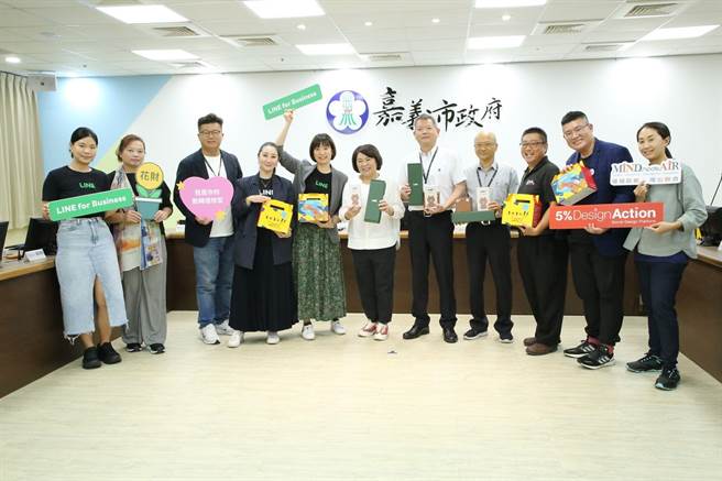 嘉義市長黃敏惠歡迎LINE公司來嘉義市協助店家發展數位商機。（嘉義市政府提供／廖素慧嘉市傳真）