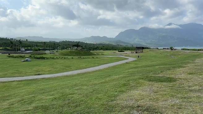 今天是中秋连假首日，台东景点相对冷清。（蔡旻妤摄）