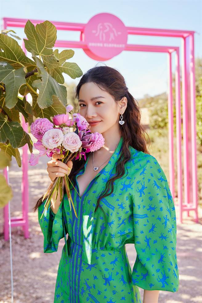 曾之乔赴希腊大解放。（华研国际提供）