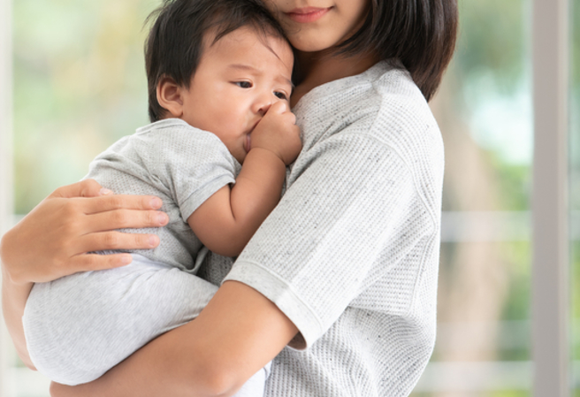 一位嬤嬤近日使用某間百貨哺乳室，發現有女子疑似讓狗狗尿在尿布台上，引發熱議。（示意圖：shutterstock／達志）

