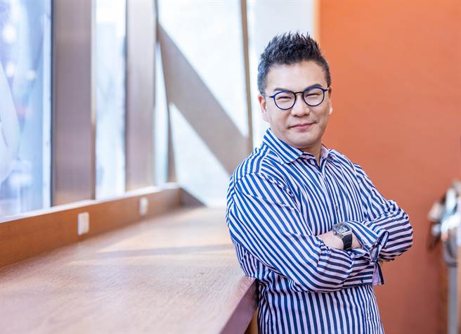 沈玉琳主持《11点热吵店》后不断自我修正，笑称变得更像主持人。（罗永铭摄）