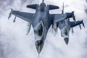 美國國防部：烏飛行員必須英語合格 才能駕駛F-16 