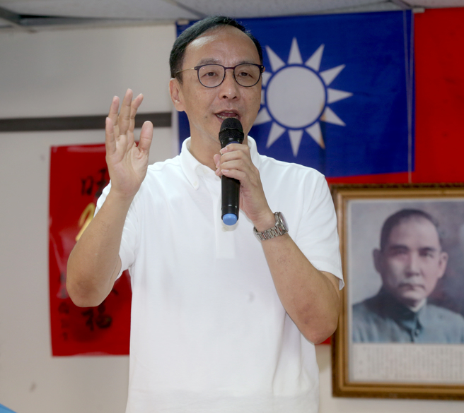 国民党主席朱立伦针对蓝白合一事强调，会不断堆迭善意，最后才能水到渠成。（资料照,陈君玮摄）