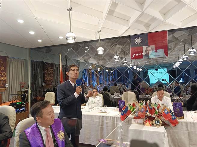 教诲师陈建璋罹患癌症后努力抗癌成功，希望以自身经验鼓舞他人。（陈建璋提供）