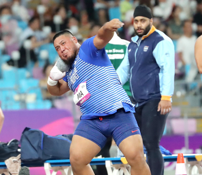 马皓玮在杭州亚运田径男子铅球决赛排第6。（郑任南摄）