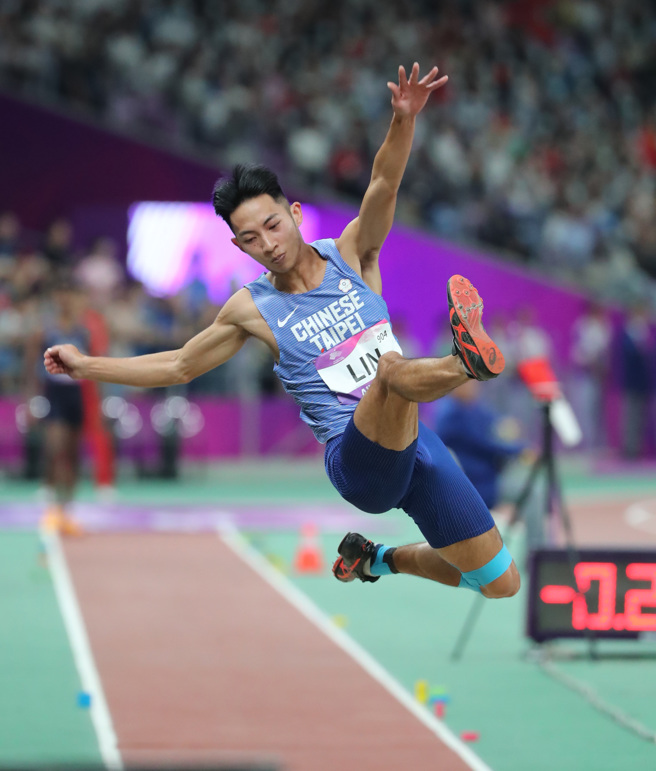 跳远选手林昱堂。（郑任南摄）