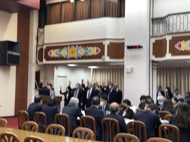 公股银行董总表态加薪(图／吴静君摄)