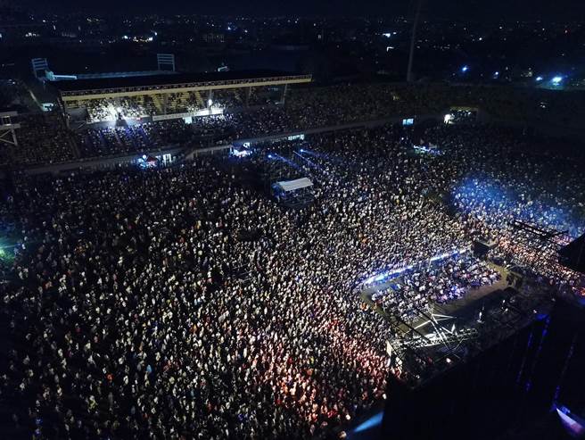 根据县府统计，活动9天包括博览会、演唱会、剧团表演等参与人数超过30万，创造上亿商机，让不少乡亲期待「明年还有吗」。（本报资料照片）