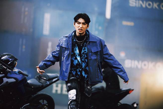 范范推出新单曲〈清醒之后〉。（范特希工作室提供）