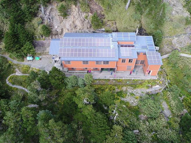 近期接连4个颱风，玉山国家公园暂停入园天数达23日，排云山庄厂商收到367笔退费申请，尚有167笔积极处理中。（玉山国家公园提供／杨静茹南投传真）