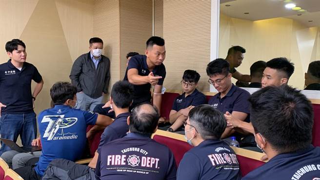 台中市救护案件去年已突破16万件；案件逐年增加，为提供患者到院前的救护，每年将投入1500万元提升紧急救护装备。（台中市消防局提供／张妍溱台中传真）