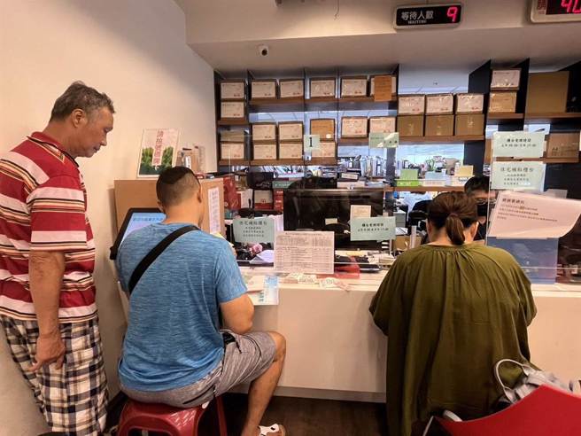 符合申请资格者，即日起至2025年3月31日下午5时止，可申请租金加码补贴。（台北市都发局提供／刘彦宜台北传真）