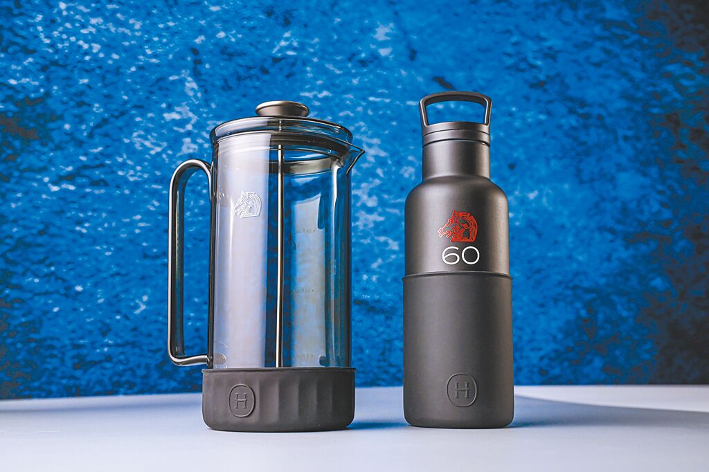 品牌HYDY推出金馬60紀念法式濾壓壺及保溫瓶。（金馬提供）