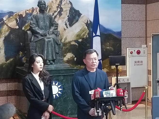 国民党文传会主委林宽裕今召开记者会。（张薷摄）
