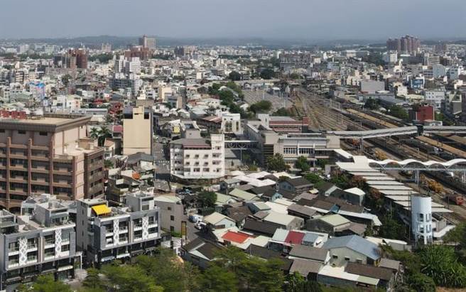 嘉义后火车站小澎湖一带嘉义市政府推动都更。（嘉义市政府提供／廖素慧嘉市传真）