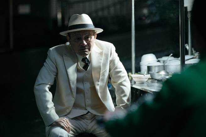 《老狐狸》中陈慕义的表现，获金马执委会执行长闻天祥盛讚：「表演有教父般的力量。」（金马执委会提供）