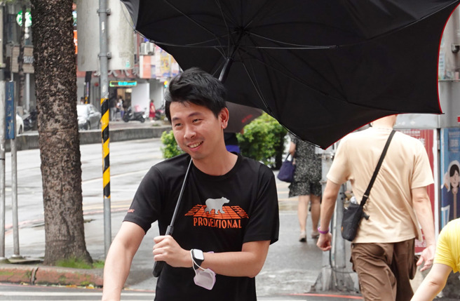 小犬颱风逼近东南海，花莲明正常上班上课。图为强风示意图。（本报资料照／姚志平摄）