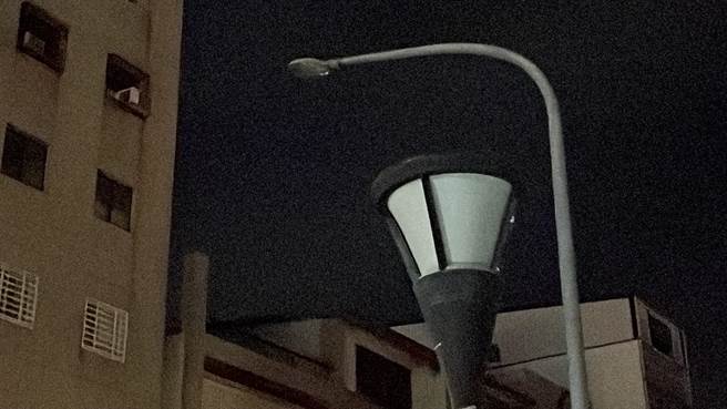 台电初步判断为地下线路故障导致停电，晚间9点30分已恢復供电。（萧嘉蕙摄）