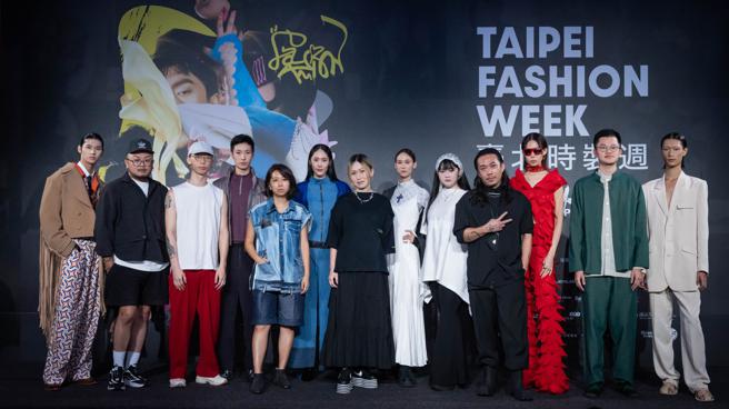 参与时尚闭幕大秀的六组设计师与模特展演设计师作品。（臺北时装周提供/林欣仪台北传真）
