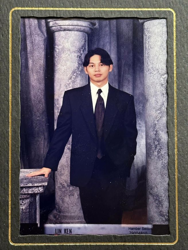 阿Ken过去的模样被讚像温升豪。（图／翻摄阿Ken facebook）