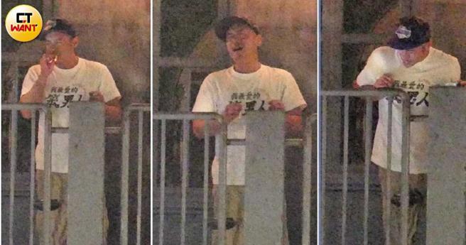 孙启明与郭泓志进屋内后，范逸臣吸了一口菸，接着抬着头放空，口中还积了一口浓痰，瞬间往楼下吐，不知是否是醉意袭来一般，范逸臣目光呆滞的看着远方，肢体动作缓慢如树懒。（图／本刊摄影组）