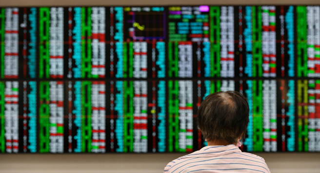 美股重挫，台股走勢受到衝擊。（示意圖／報系資料照）