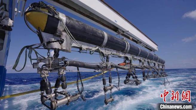 「海经」是大陆自主研发制造的首套拖缆模式地震勘探成套採集装备。（翻摄自中新网）