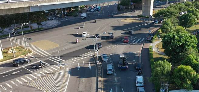 台中太平区「市民大道1期人行环境与道路改善工程」近日启动，施工范围为市民大道1段北起树德路、南接宜昌路，期间部分路段将进行交通管制。（太平区公所提供／冯惠宜台中传真）