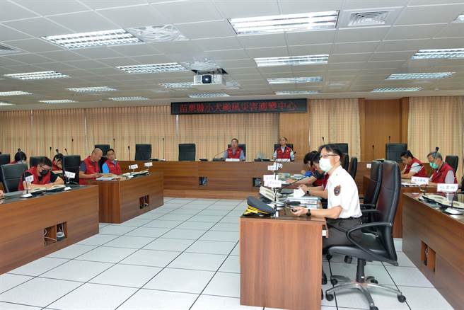 苗栗县政府宣布4日起应变中心二级开设。（苗栗县政府提供／李京升苗栗传真）