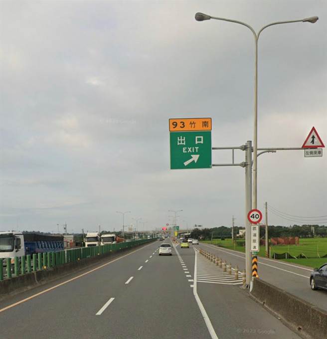苗栗县警局国庆连假交通管制措施，国3竹南西滨北上匝道关闭，用路人请提早改道。（苗栗县警局提供／谢明俊苗栗传真）
