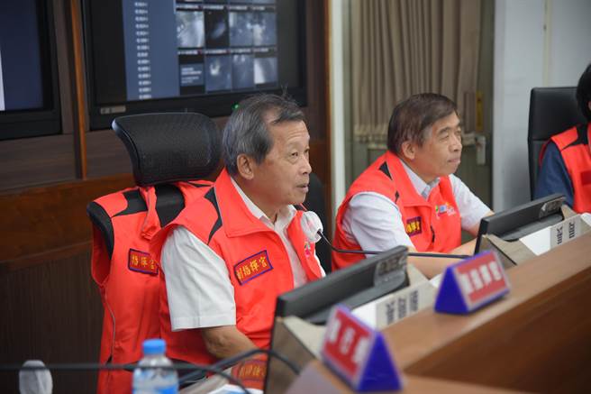 中央气象局3日下午将南投县列为警戒区后进行灾害应变中心一级开设，由副县长王瑞德坐镇指挥。南投县政府提供