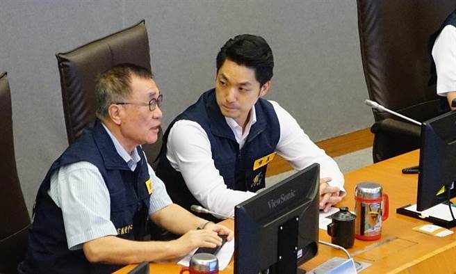 台北市明（5）日尚未列入小犬颱风陆上警戒区域，经基北北桃共识，于晚上8时宣布明（5）日照常上班及上课。（台北市政府提供／丁上程台北传真）