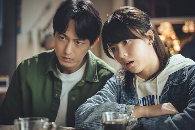 邱昊奇、王上菲有一连串爆笑火花。（纬来电影台提供）