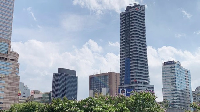 基泰忠孝大楼以125亿元成交。（资料照）
