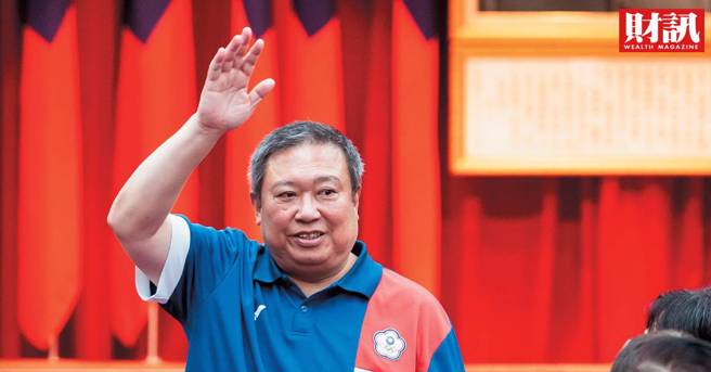 公开发行公司凯撒饭店日前发布重讯，林鸿道辞任董事长。（图/财讯提供）