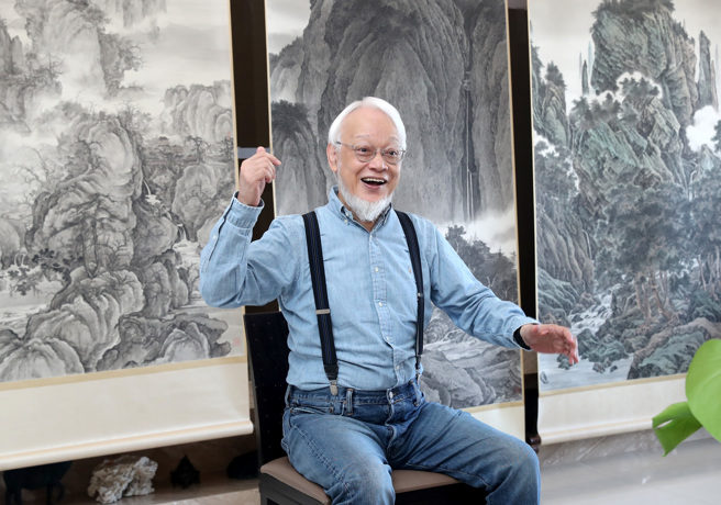 74岁刘墉爆摔倒失去意识急送医。（图/中时新闻网）