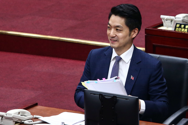 台北市长蒋万安5日出席台北市议会施政报告并备询。（邓博仁摄）