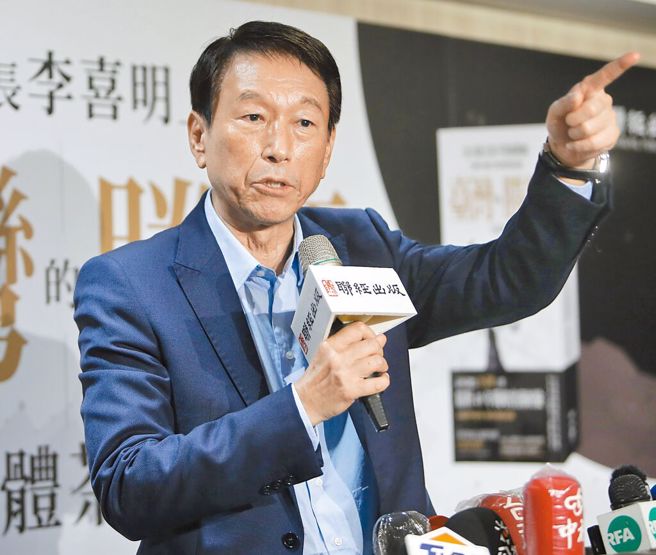 前参谋总长李喜明主张不对称作战，使用沱江舰而不需要潜舰，竟因此被骂「卖台集团」。（示意图／本报资料照片）
