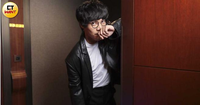 卢广仲除了会跟江齐分享自己的经验，也爆料她拍片时瞳孔放大片歪了，看起来像「双瞳」，相当搞笑。（图／林士杰摄）