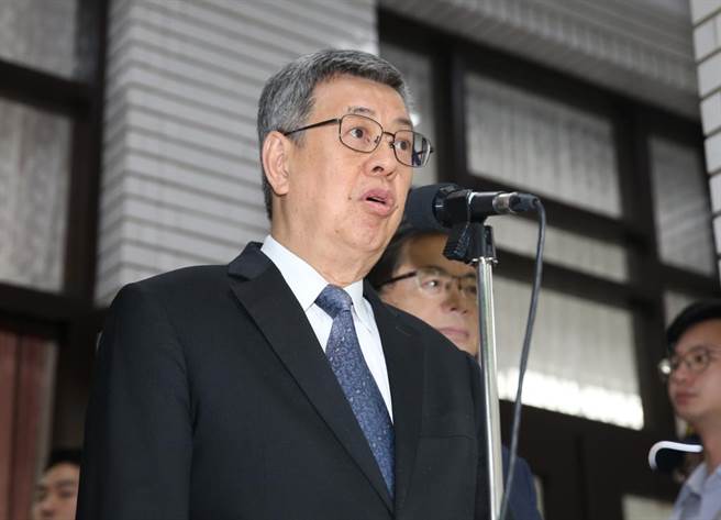 行政院長陳建仁在立法院受訪表示，這件事情是由中央衛福部發現資料有錯誤後，與地方政府展開聯合稽查，後來發現有不肖業者有標示不正確的情況，已經加以處罰。（本報資料照片）