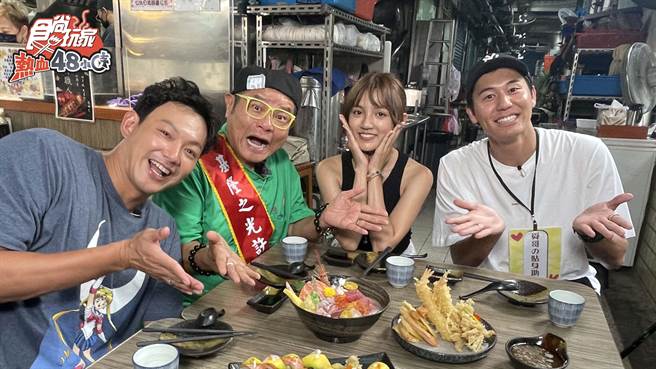  大来宾许效舜大驾光临。(TVBS提供）