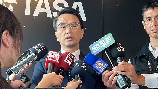 太空中心主任吳宗信指出，靜待亞利安公司查明原因，及通知重新發射時間。（王惠慧攝）