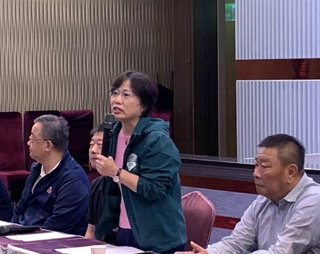 民进党总统参选人赖清德高雄竞总今（7）日召开筹备会，中午以便当会号召党公职共同参与筹备会，党公职出席踊跃。（民进党高市党部提供）