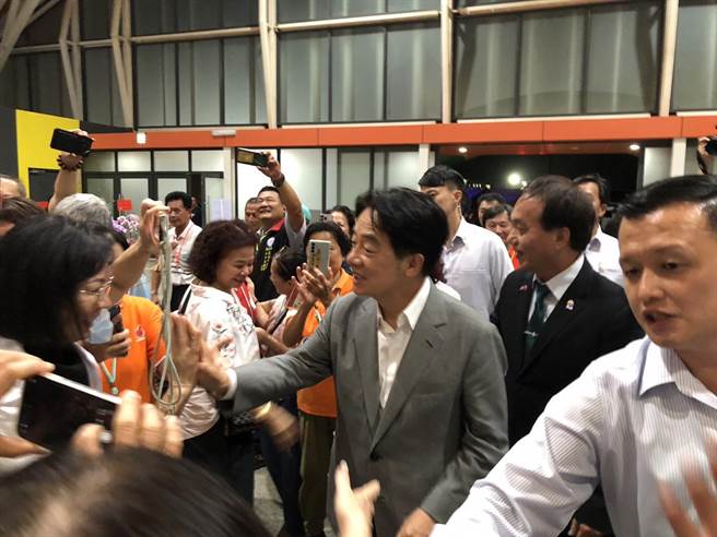 赖清德致词时则说，他是吴家的女婿，2024年的统统大选要支持吴家女婿，让吴家女婿当总统。（吴建辉摄）