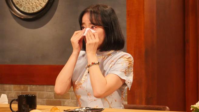 范瑞君谈到入围角色的挣扎泪洒摄影棚。（MOMOTV提供）