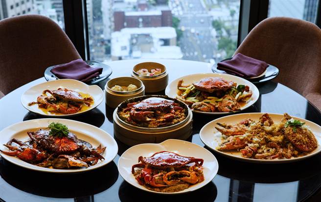 紫艷中餐厅限时推出秋蟹料理，饕客可品尝到大闸蟹、处女蟳、沙公、沙母的季节好味。(台北W饭店提供)