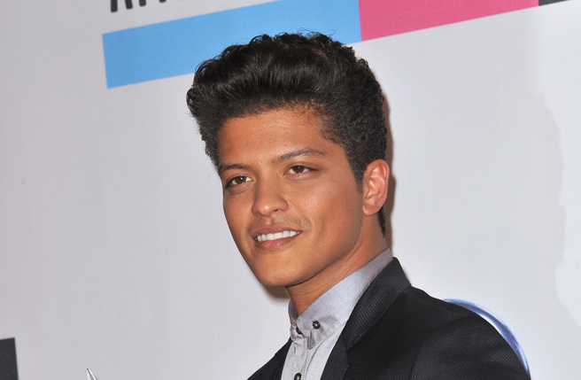 以色列战争爆发时，火星人布鲁诺正在当地。（图／shutterstock）